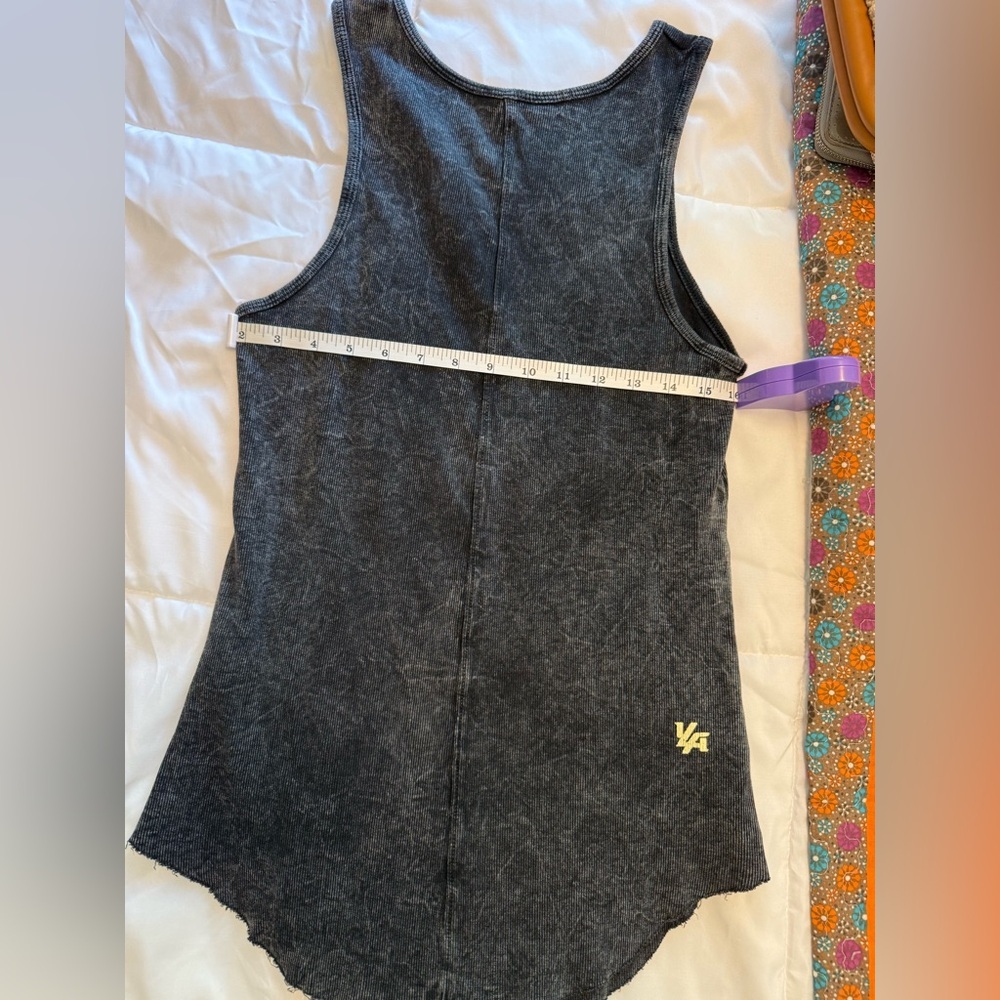 YoungLA Women’s Tank Slim Ribbed Logo Top Stone Washed Gray Size Medium - Picture 3 of 5